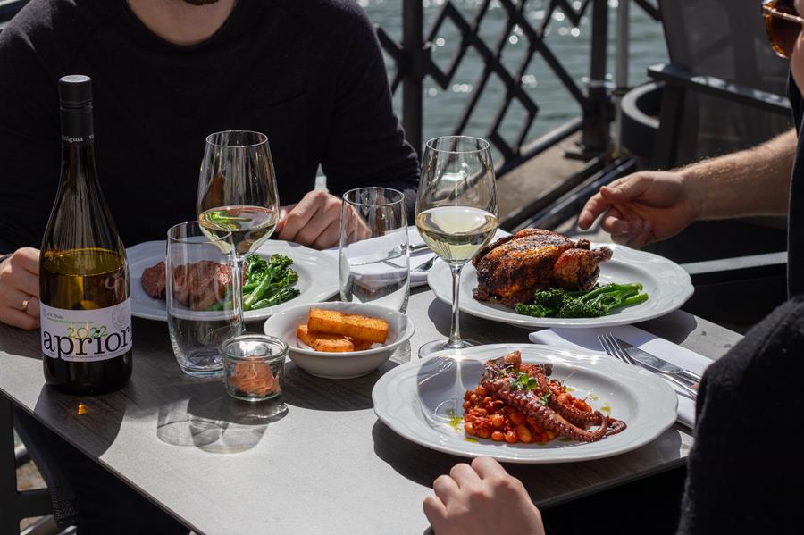 Gastronomie im Gesellschaftshaus neu eröffnet!